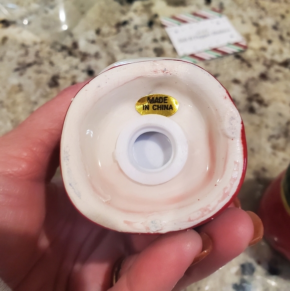 Holiday Gnome Salt & Pepper Shaker Set - Picture 5 of 6